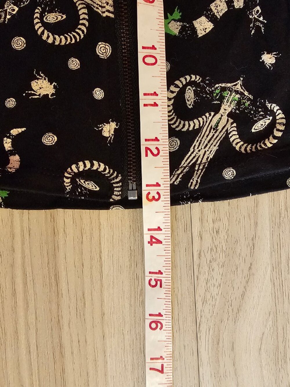 Hot Topic Beetlejuice Sandworm Corset Tank Top L - Picture 10 of 11